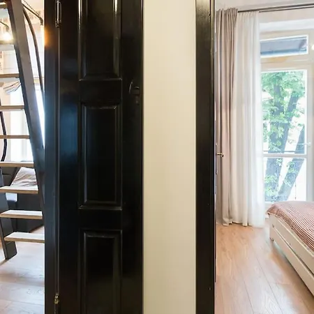 Starowislna With Mezzanine 36, Old Town Apartment *