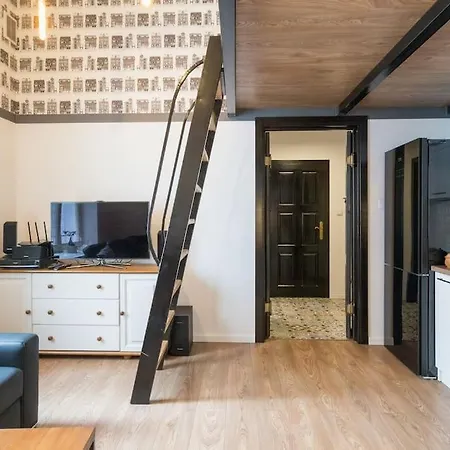 Starowislna With Mezzanine 36, Old Town Apartment *